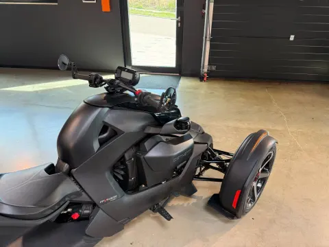 Ryker 900 Sport CarPlay -3J.Garan. - No Rally – Bild 12