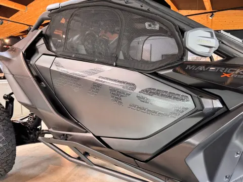Maverick R XRS 2026 Inkl. Ausstattung – Bild 16