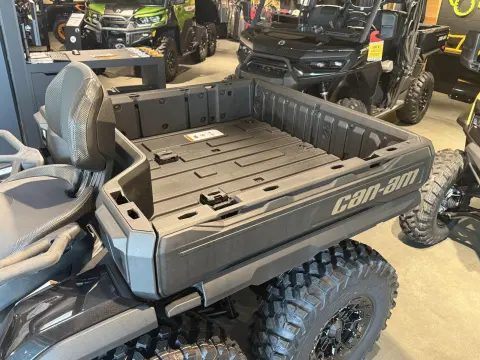 XMR Outlander MAX 6x6 Backcountry 1000R T 2026 – Bild 16