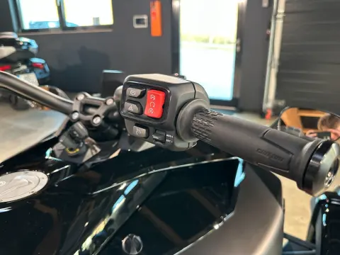Spyder F3-S 1330 ACE SE6 2026 – Bild 9