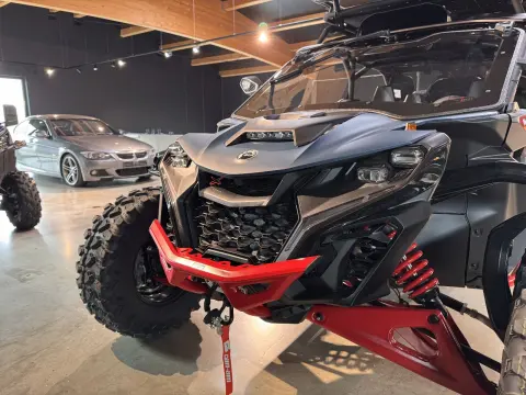 Maverick R MAX XRS 2026 SAS  inkl. Ausstattung – Bild 10