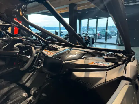 Maverick R XRC DTC SAS 999T INT 2026 – Bild 15