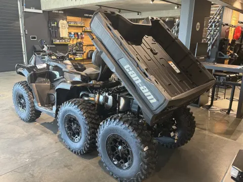 XMR Outlander MAX 6x6 Backcountry 1000R T 2026 – Bild 14