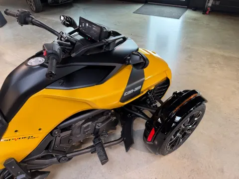 Spyder F3-S 1330 ACE SE6 2026 – Bild 18